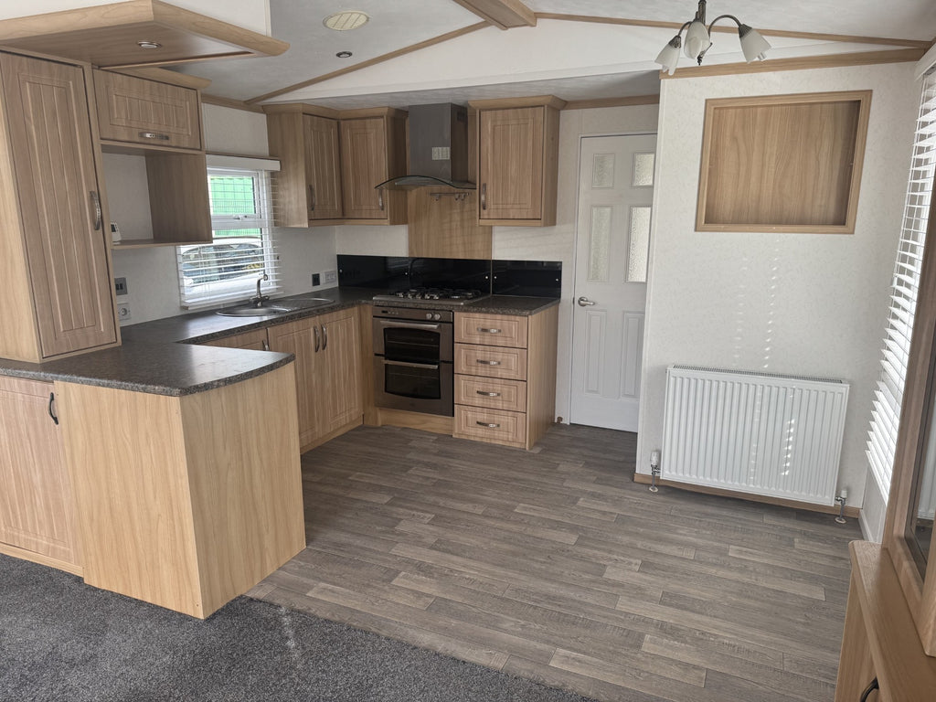 Ruime woning met ruime woonkamer VERKOCHT!