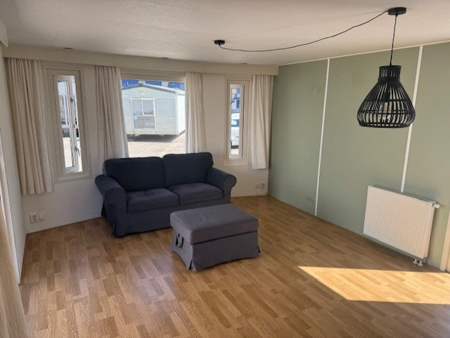 Ruime kunststof woning met 3 slaapkamers,cv en dubbelglas Gereserveerd!
