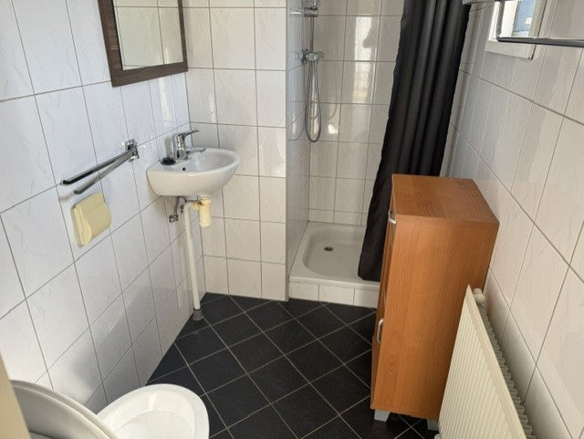 Ruime Familiewoning met 2 slaapkamers,dubbelglas en cv Gereserveerd!