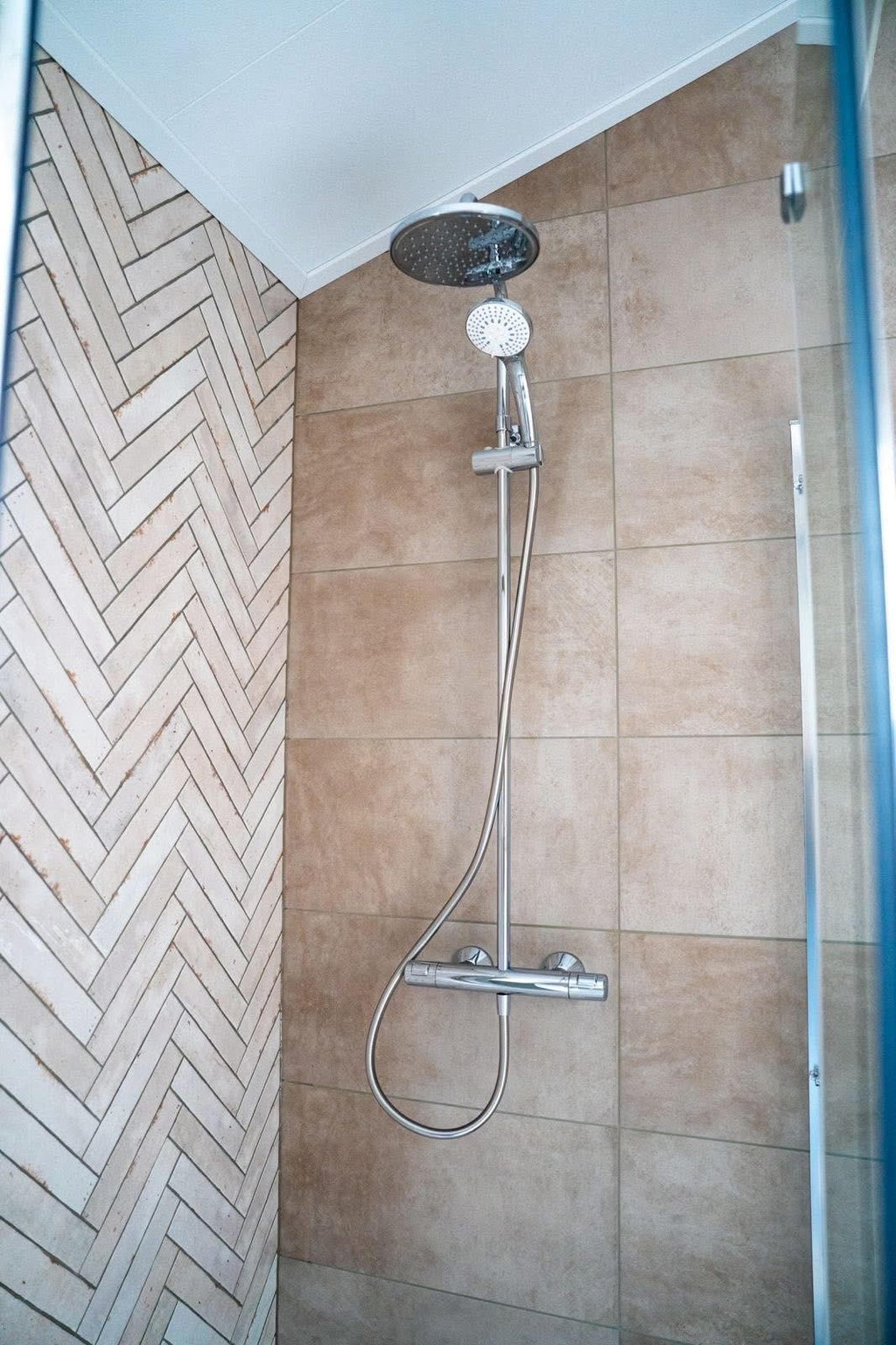 Prachtige stijlvolle mantelzorgwoning geheel gasloos