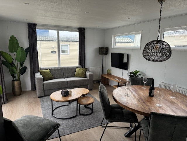 Mooie nieuwe kunststof woning VERKOCHT!
