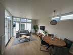Nieuwe onderhoudsarme woning 12.60 x 4.30 zeer ruime woning.