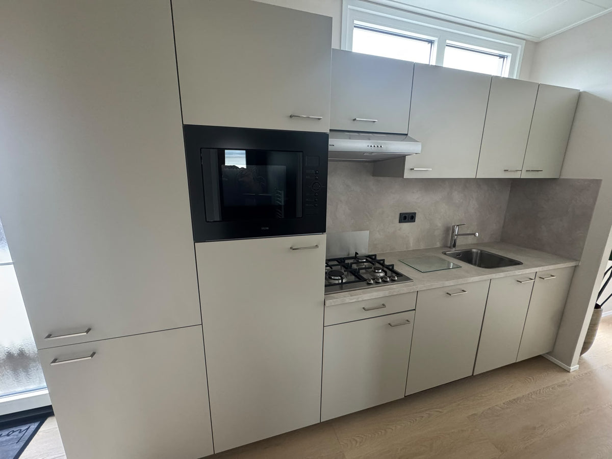Nieuwe onderhoudsarme woning 12.60 x 4.30 zeer ruime woning.