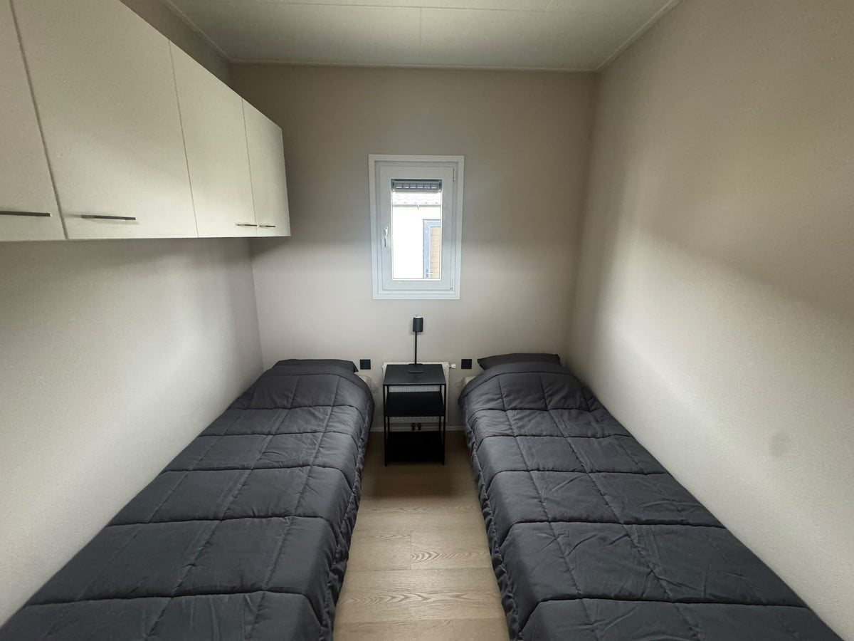 Nieuwe onderhoudsarme woning 12.60 x 4.30 zeer ruime woning.