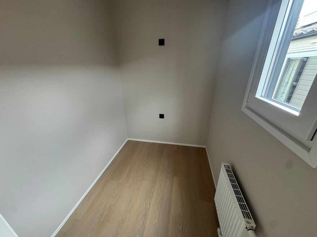 Nieuwe onderhoudsarme woning 12.60 x 4.30 zeer ruime woning.