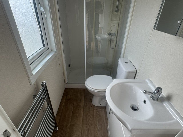 Mooie kunststof woning met midden woonkamer VERKOCHT!